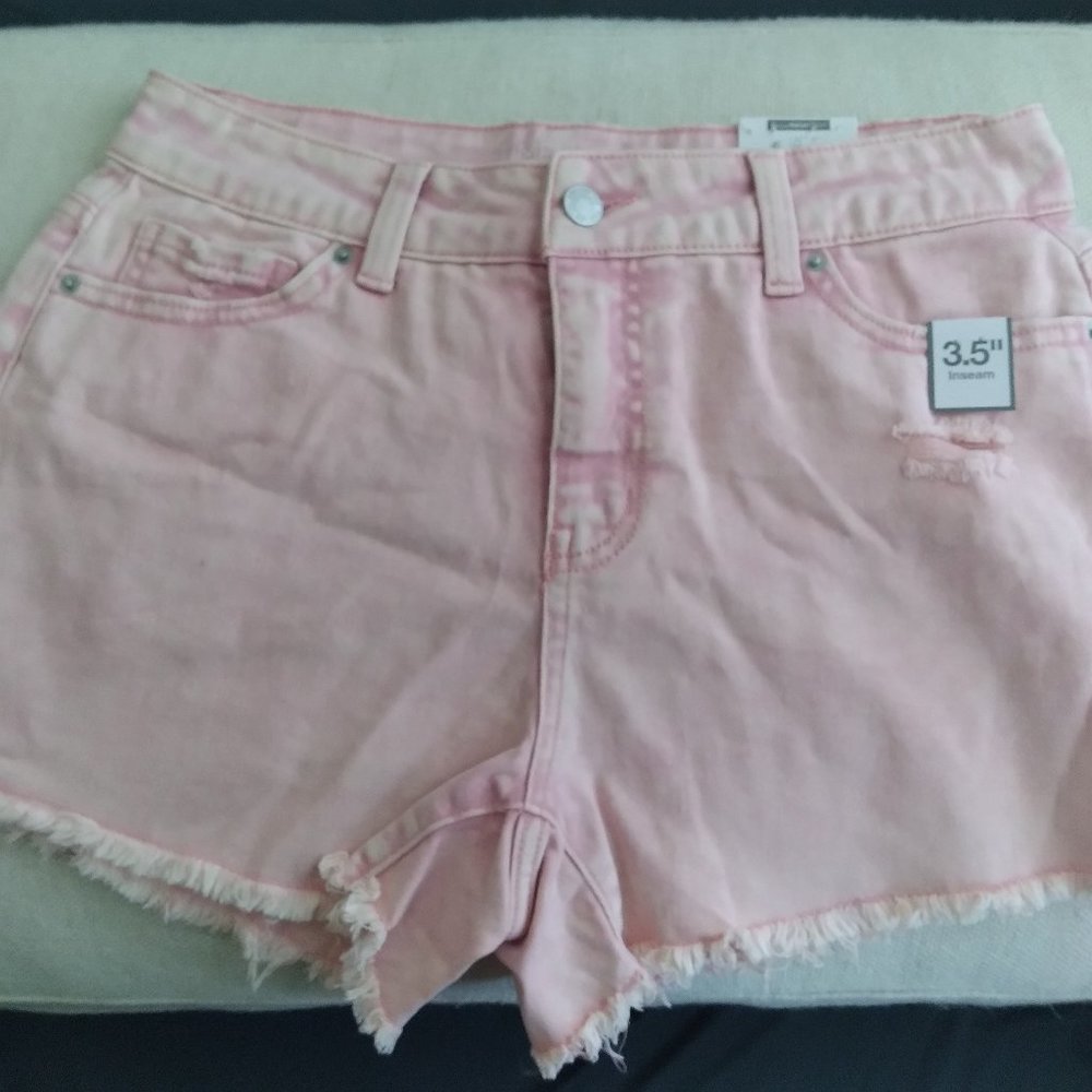 NWT Light Pink Relaxed Fit High Rise Shorts Size 11